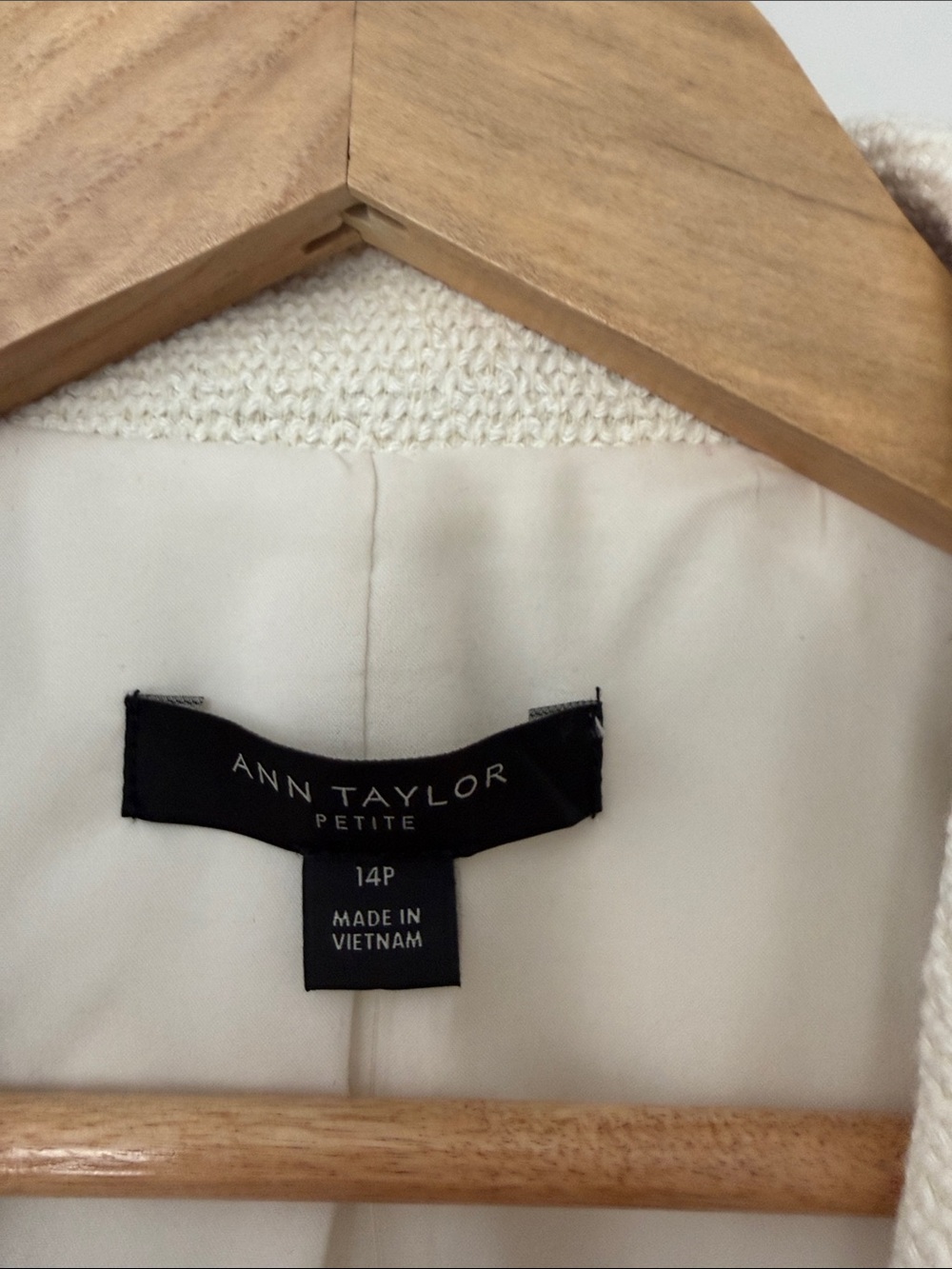 Ann Taylor Ivory Single-Button Textured Blazer - Picture 3 of 6